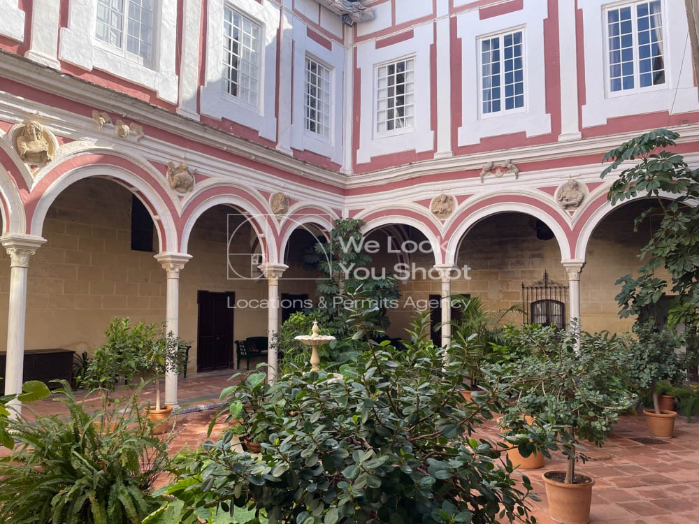 PATIO,CLAUSTRO
