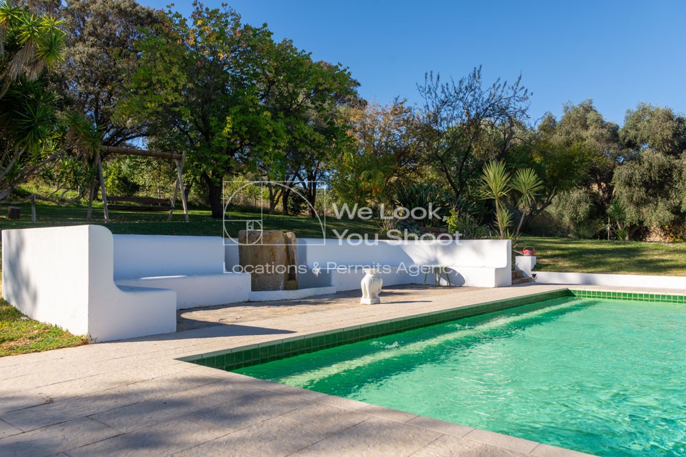 Casa de campo en la sierra de Cádiz, patio, piscina, fuente, jardines, privado