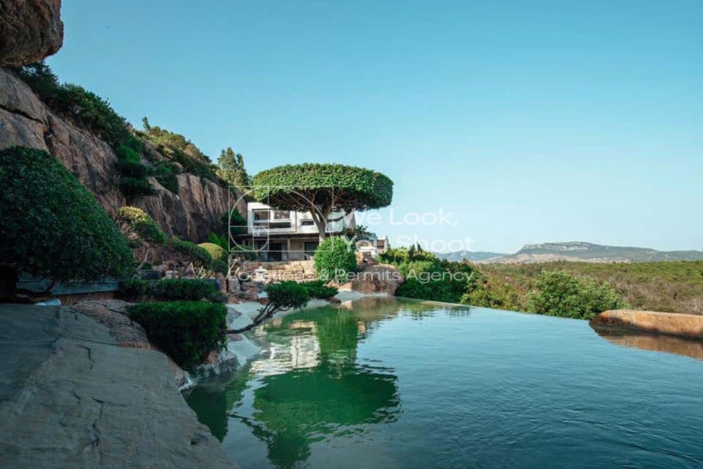 Piscina infinity pool