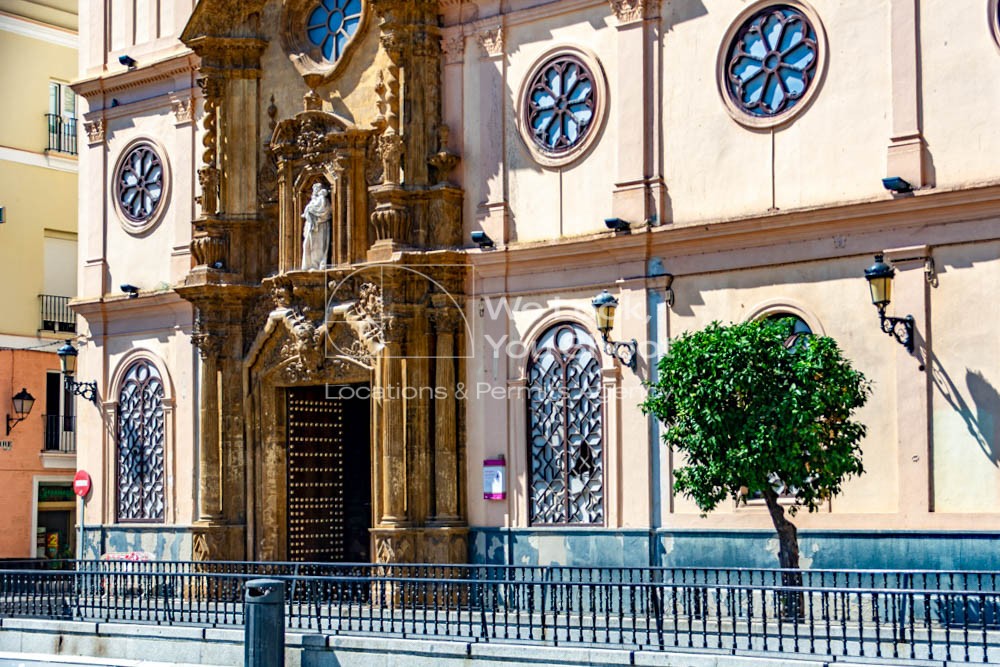Portada De la Iglesia en piedra ostionera