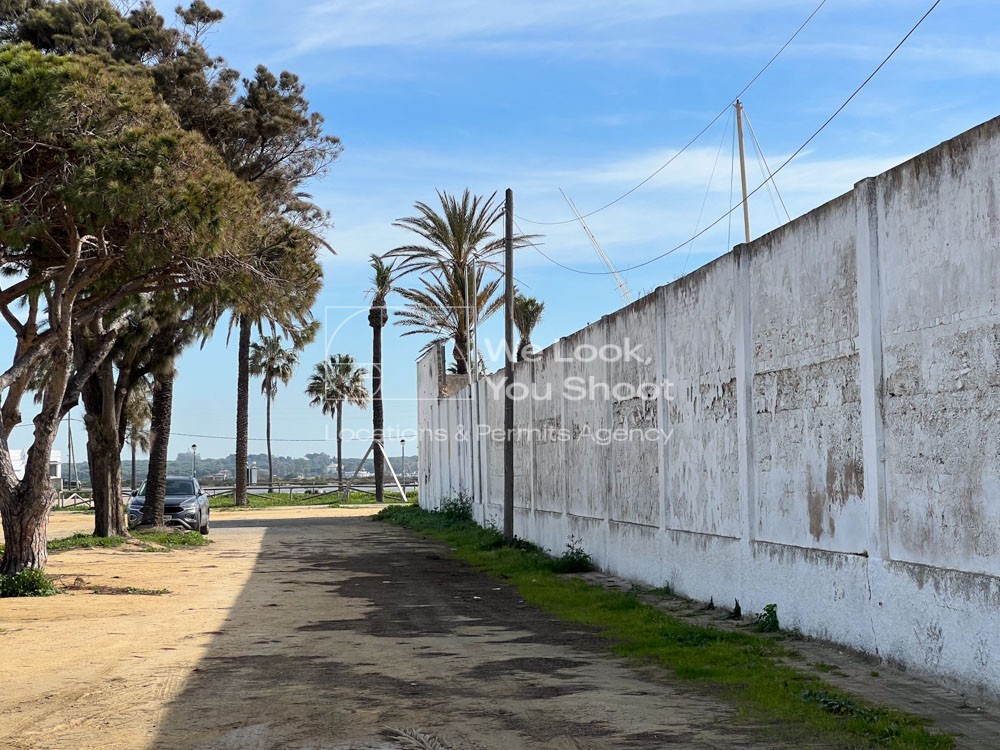 Muros de piedra en blanco